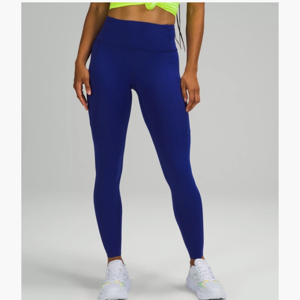 Lightly worn Lululemon fast and free 28” leggings!
